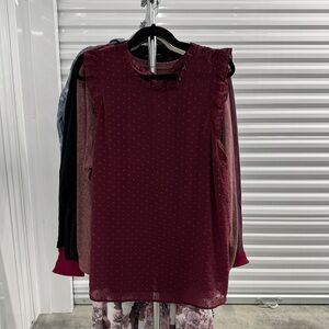 Torrid | Sleeveless Top with Ruffle Detail in Burgundy | size 3